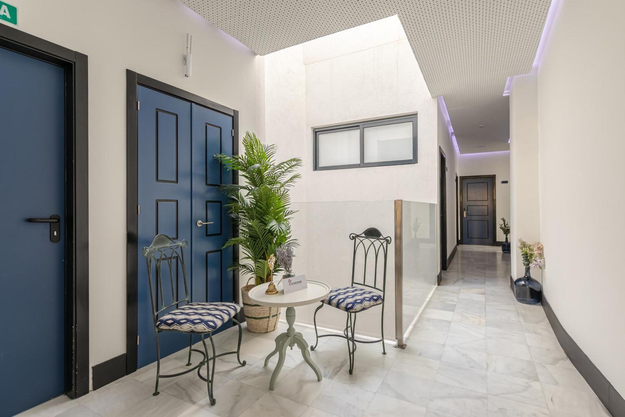 Nuea Cicerone Hotel Sevilla Buitenkant foto