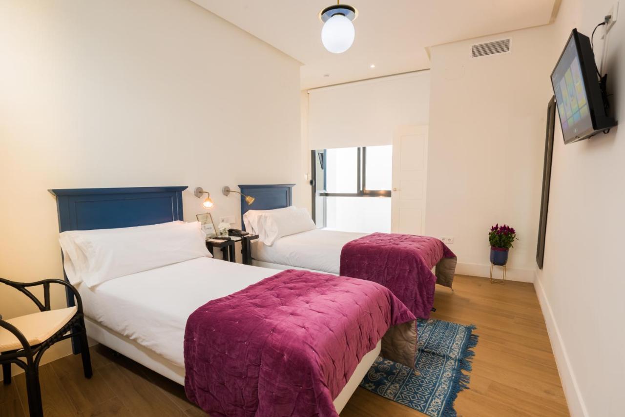 Nuea Cicerone Hotel Sevilla Buitenkant foto