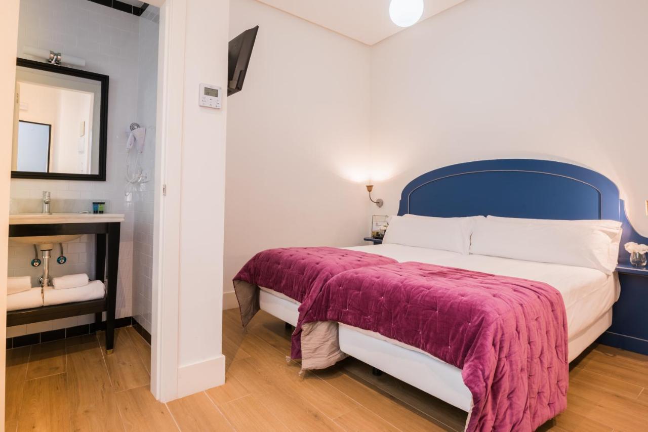 Nuea Cicerone Hotel Sevilla Buitenkant foto